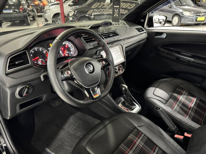 Volkswagen Voyage 1.6 Automático Flex