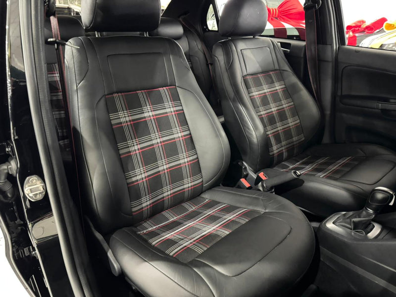 Volkswagen Voyage 1.6 Automático Flex