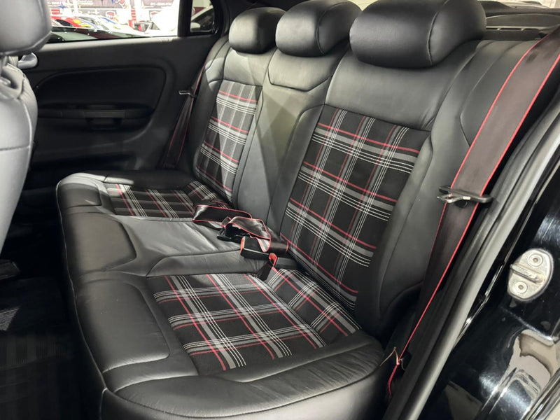 Volkswagen Voyage 1.6 Automático Flex