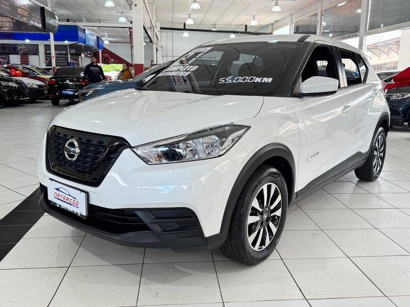 Nissan Kicks Active 1.6 Automático CVT Flex