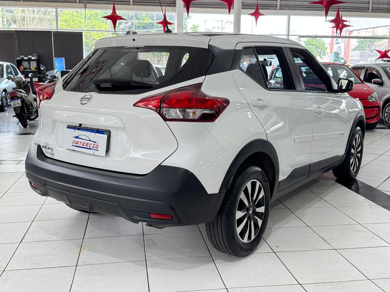Nissan Kicks Active 1.6 Automático CVT Flex