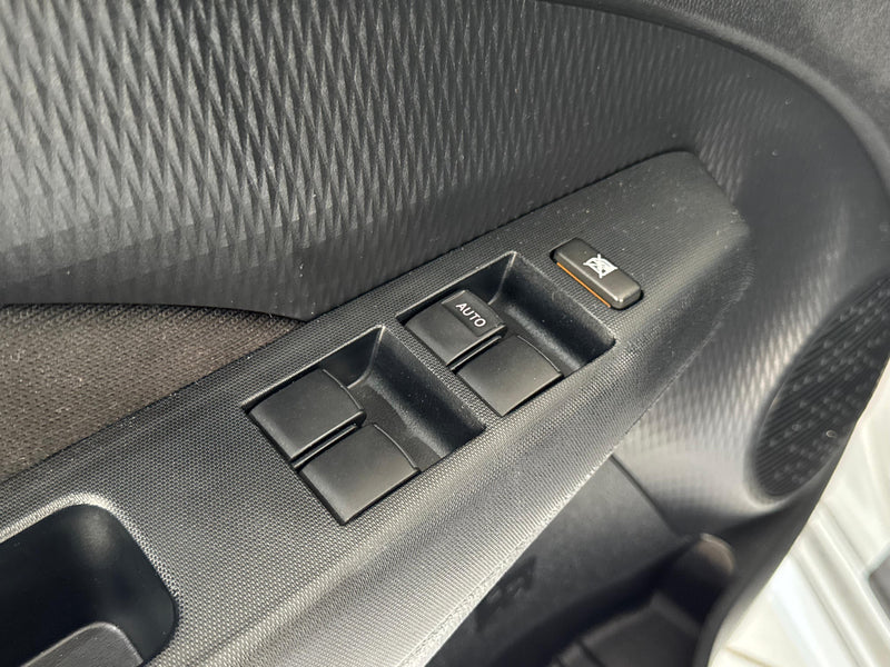 Toyota Etios Platinum 1.5 Automático Flex