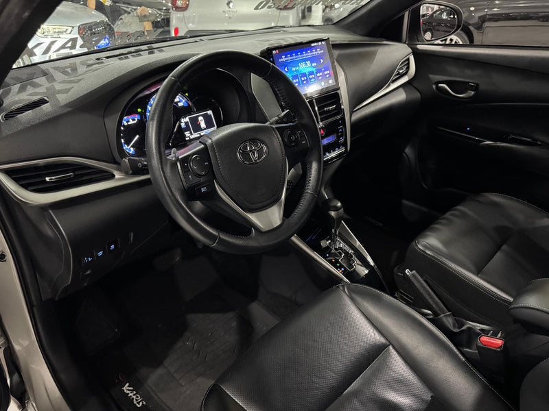 Toyota Yaris 1.5 Automático Flex