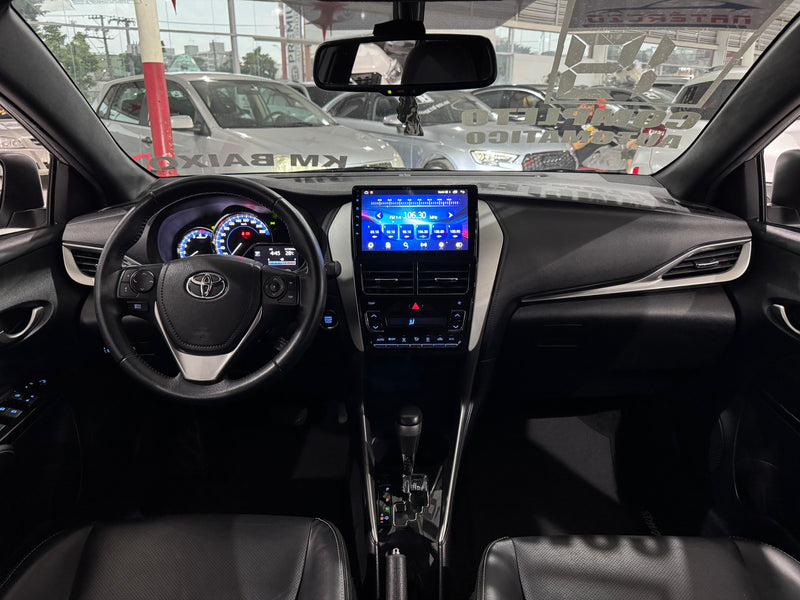 Toyota Yaris 1.5 Automático Flex