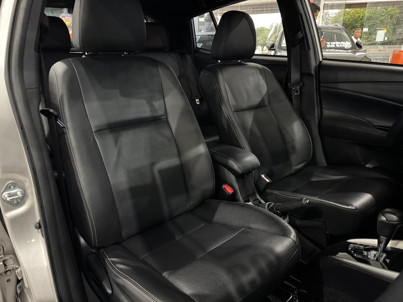 Toyota Yaris 1.5 Automático Flex