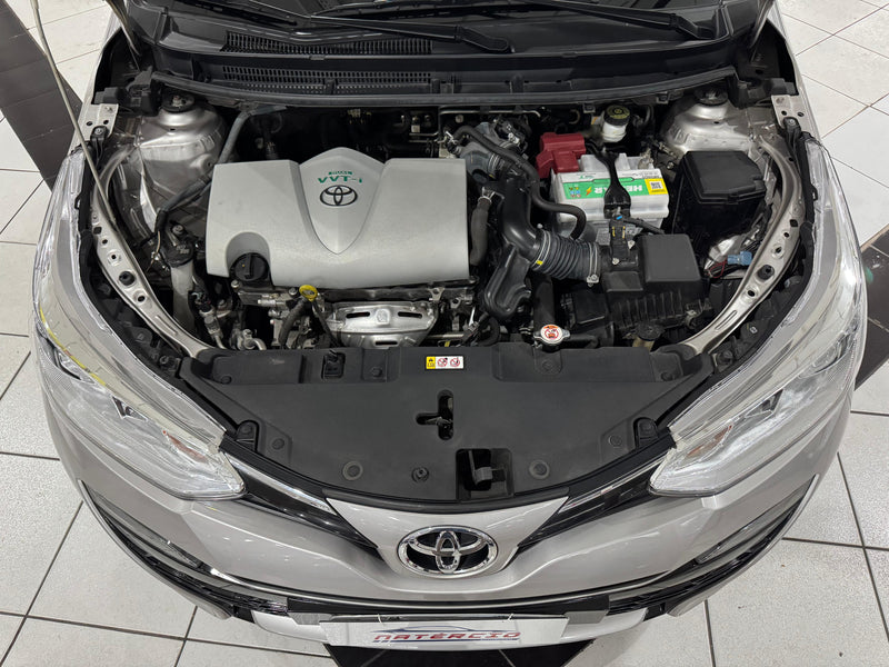 Toyota Yaris 1.5 Automático Flex