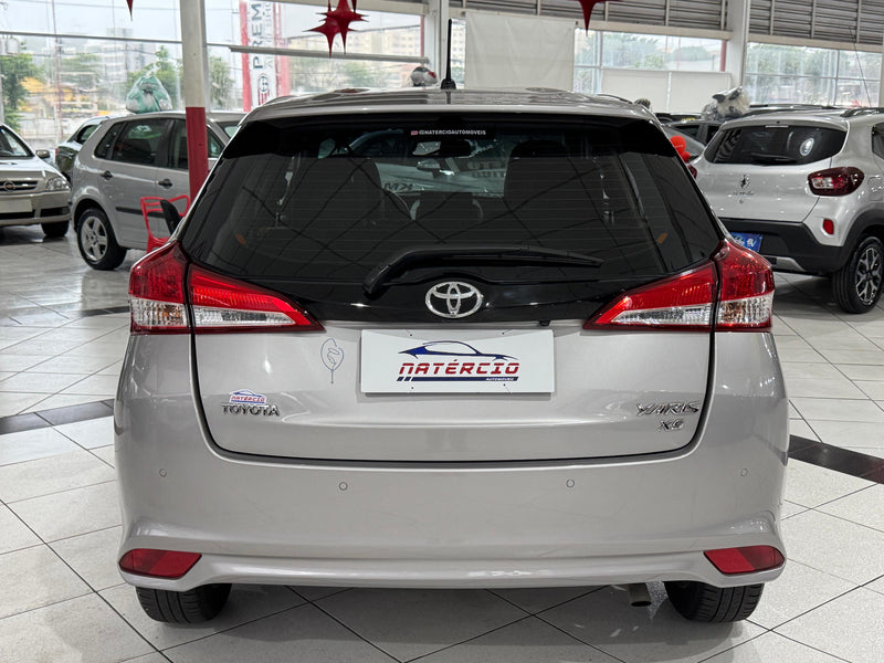 Toyota Yaris 1.5 Automático Flex