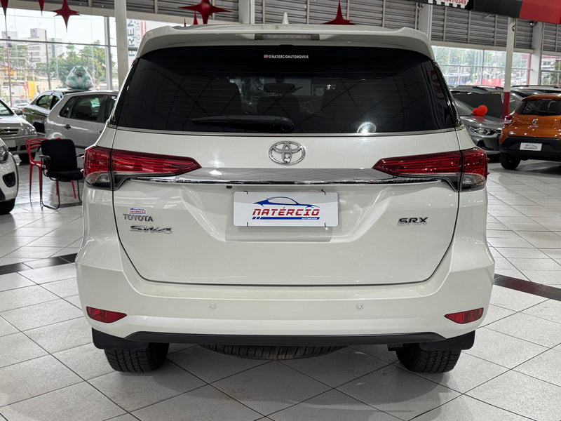 Toyota Hilux SW4 SRX Blindada 2.8 Diesel Automática