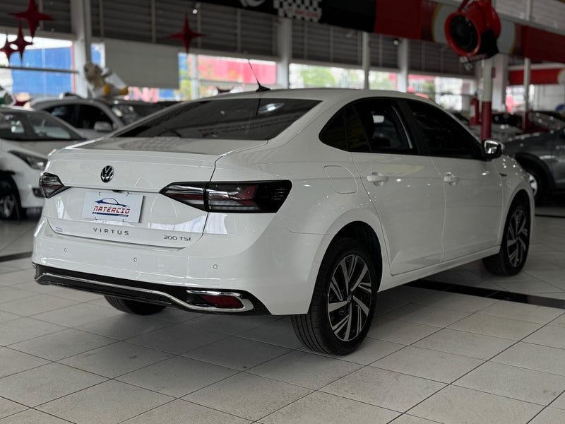 Volkswagen Virtus 200 TSI Highline Automático Flex - 2024/2025
